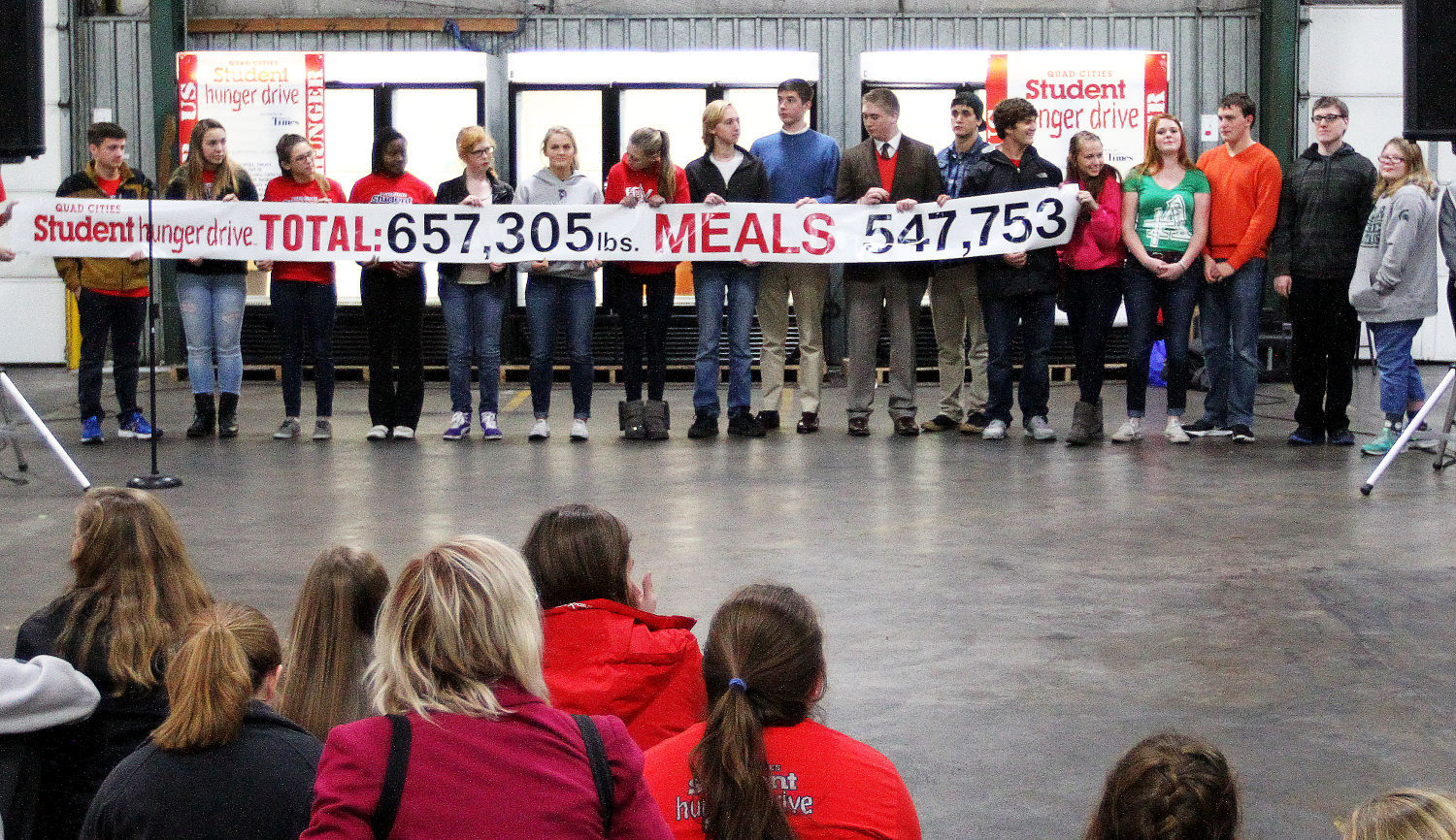 111215-hunger-drive1